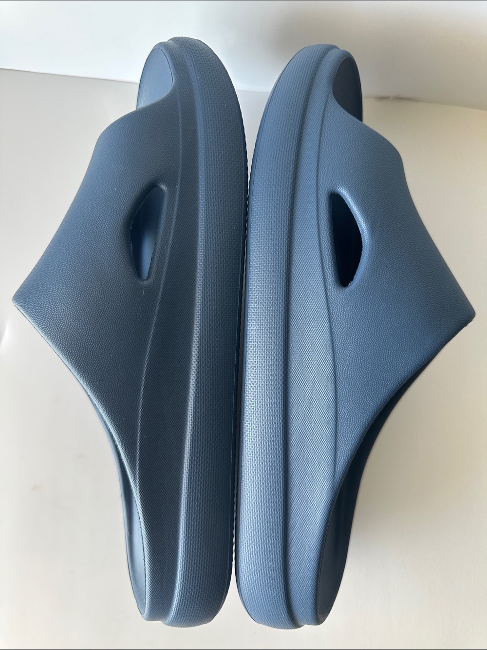 Slides Navy Unisex Size L W9-10 / M7-8 Ultra Soft EVA. 32 Degrees Cool. - Picture 6 of 14